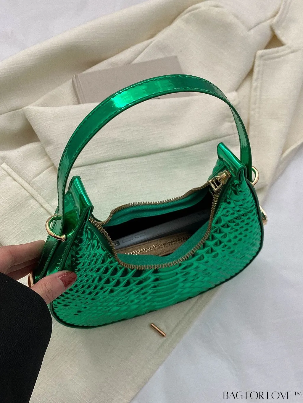 BagForLove - Stylish Green Crocodile Pattern Armpit Shoulder Bag - Fashionable and Trendy Design