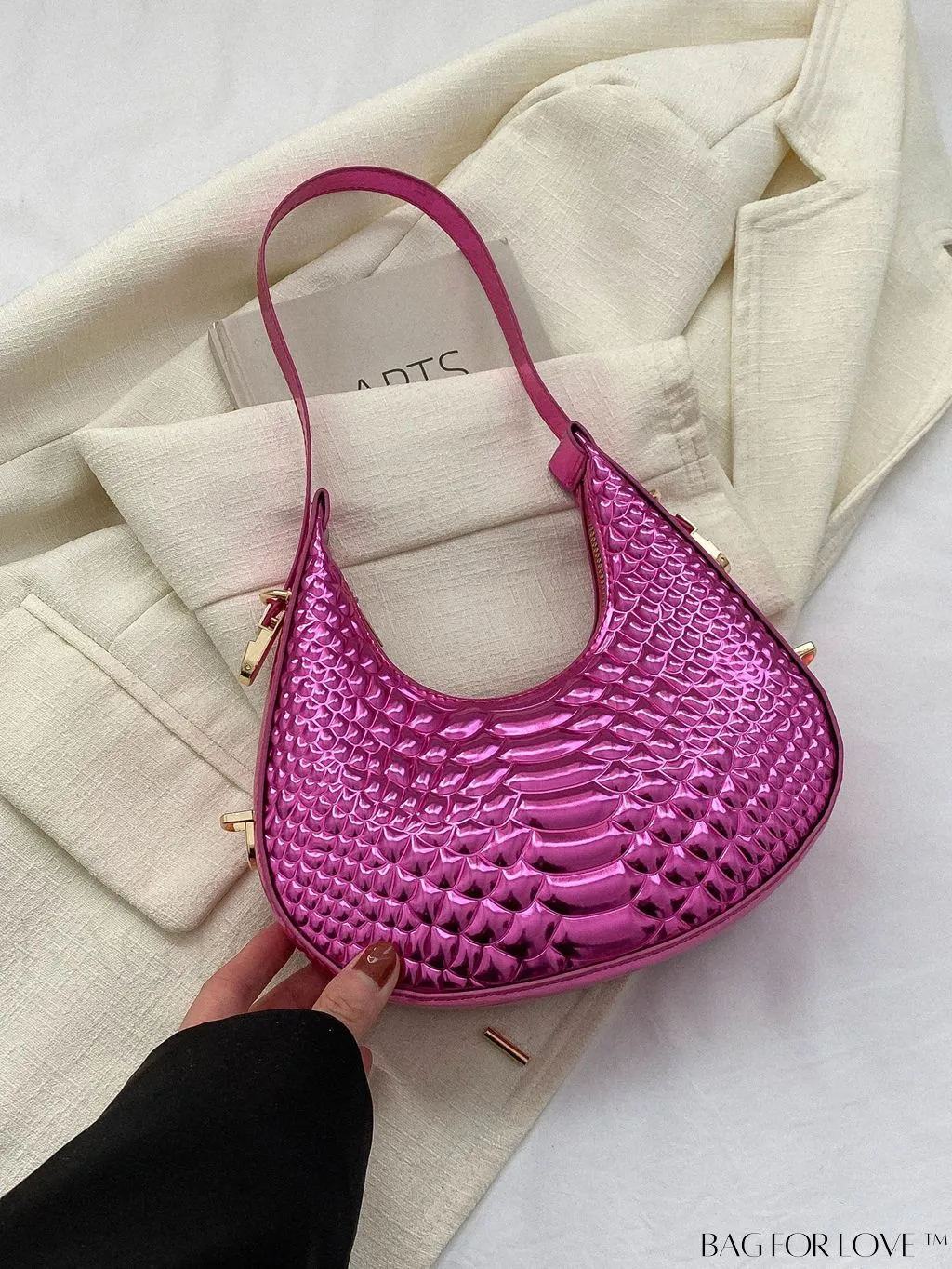BagForLove - Stylish Green Crocodile Pattern Armpit Shoulder Bag - Fashionable and Trendy Design
