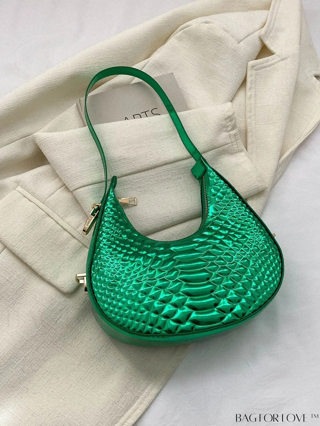 BagForLove - Stylish Green Crocodile Pattern Armpit Shoulder Bag - Fashionable and Trendy Design