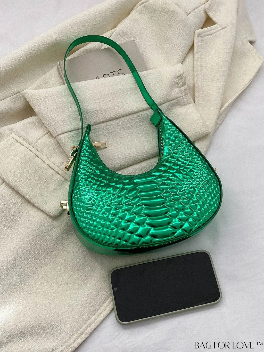 BagForLove - Stylish Green Crocodile Pattern Armpit Shoulder Bag - Fashionable and Trendy Design