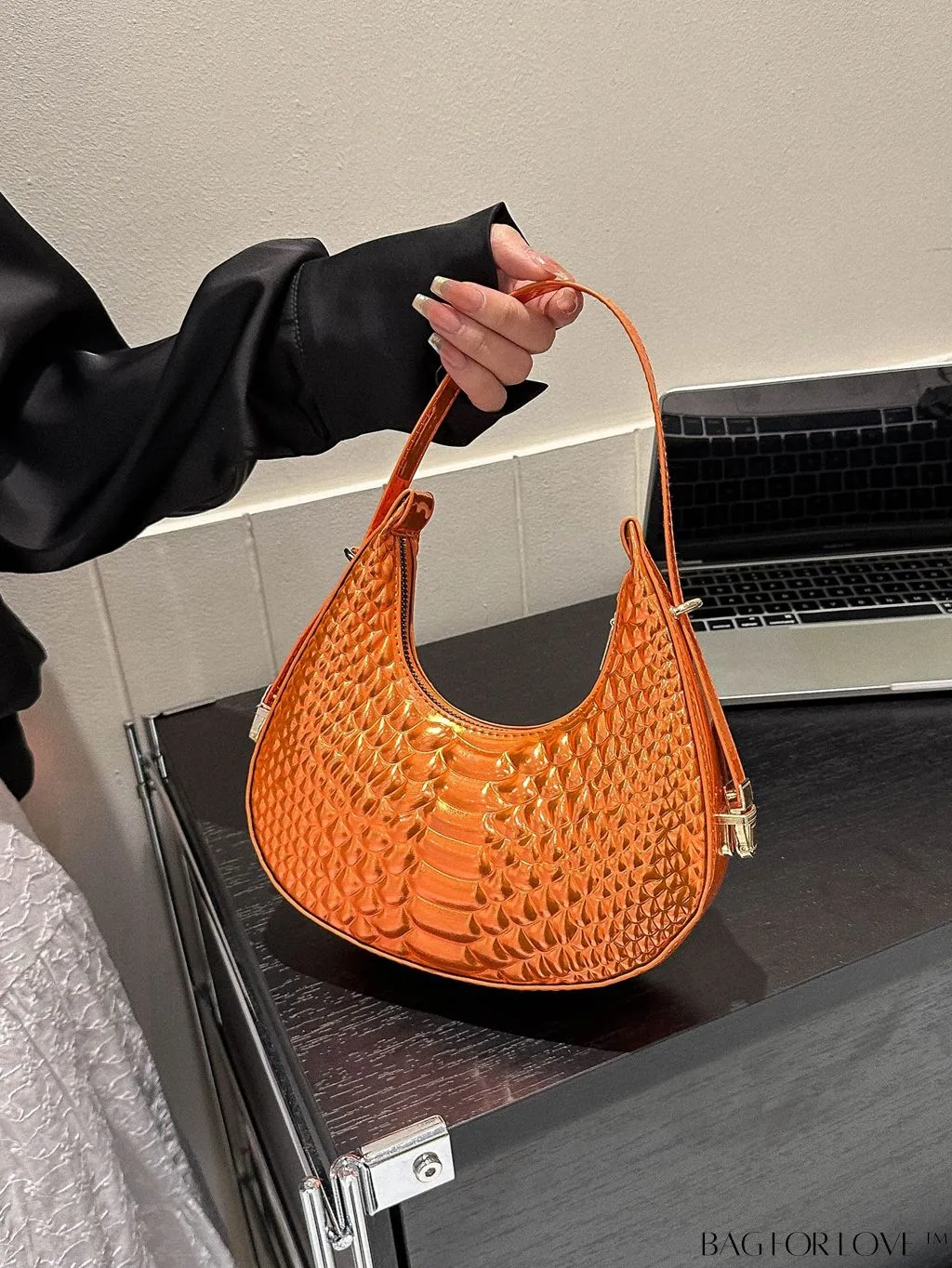 BagForLove - Stylish Green Crocodile Pattern Armpit Shoulder Bag - Fashionable and Trendy Design