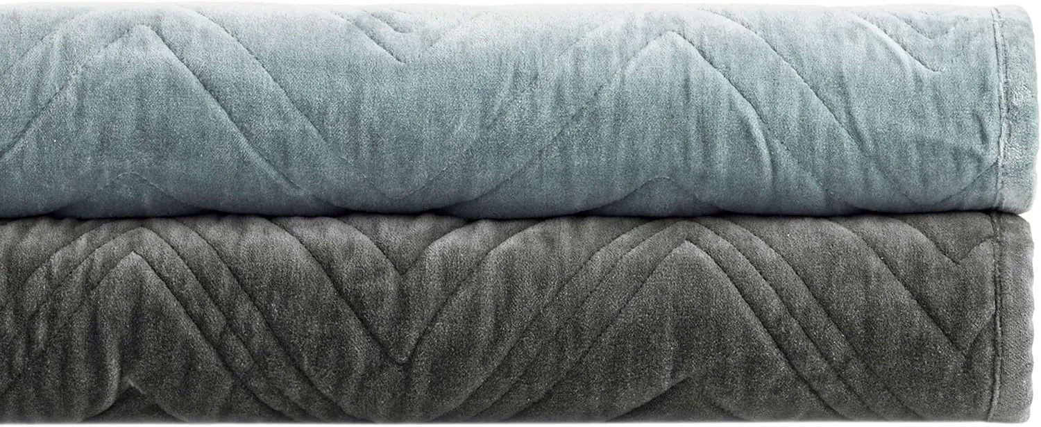 Brentwood Velvet Shale Quilt, King Size, Grey Solid Pattern