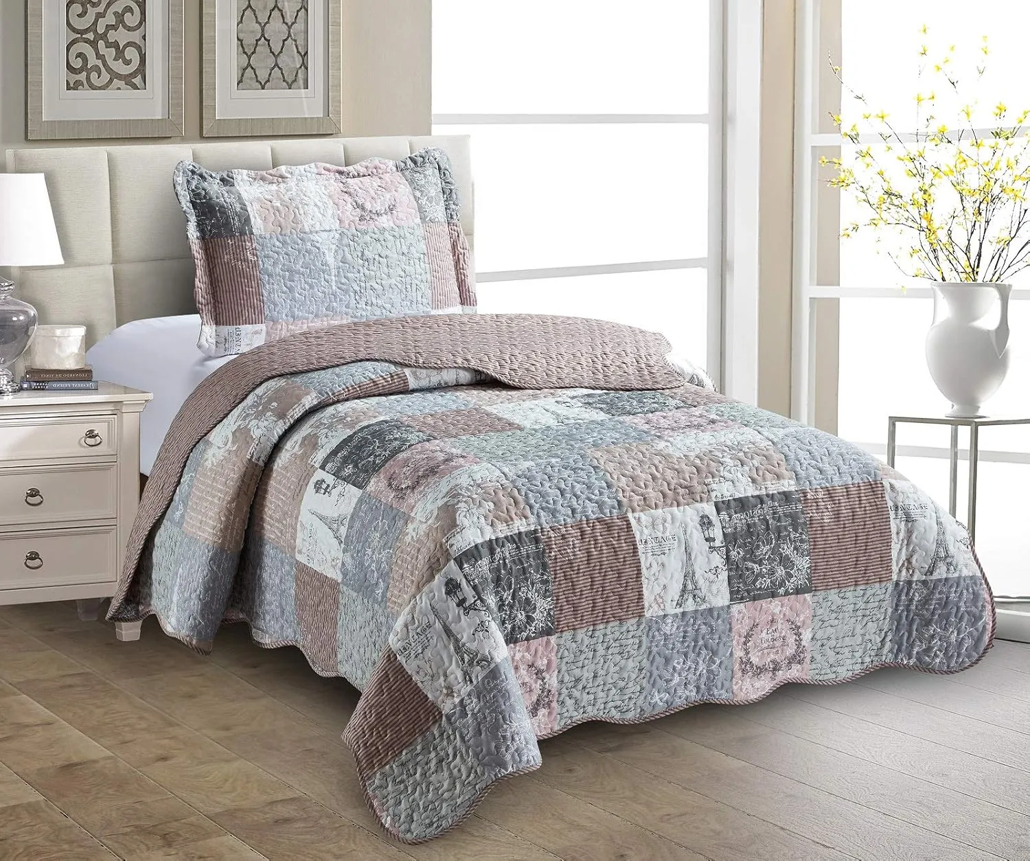 Brilliant Sunshine Paris and Toile Floral Quilt Set, 2-Piece Bedding Sets with 1 Sham, Patchwork Design, Washable and Reversible Bedspread, Soft Lightweight Coverlet, All-Season, Twin, Latte Grey
