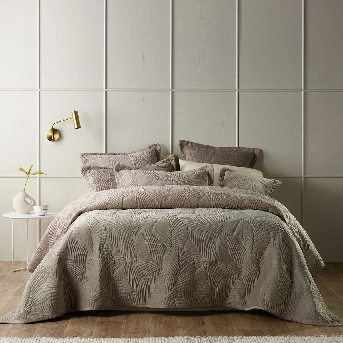 Cairo Queen Duvet Set - Truffle