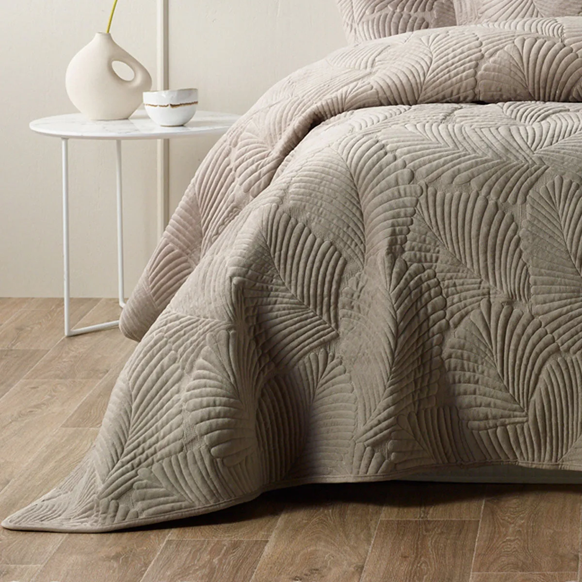 Cairo Queen Duvet Set - Truffle
