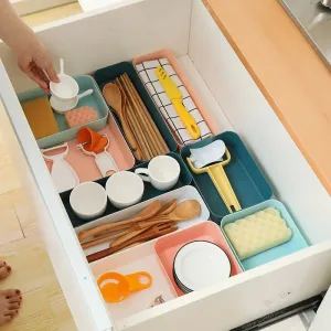 Compact Multi-Compartment Organizer
