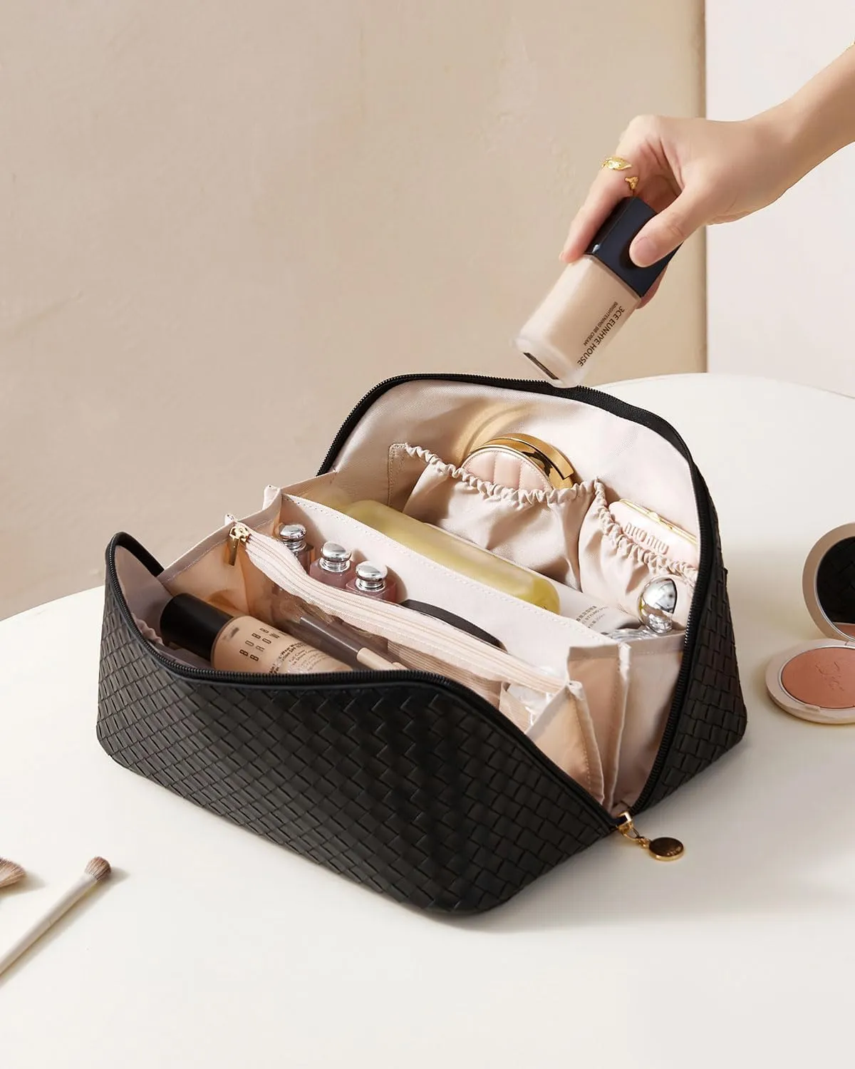EACHY Travel Makeup Bag,Large Capacity Cosmetic Bags for Women,Waterproof Portable Pouch Open Flat Toiletry Bag Make up Organizer with Divider and Handle