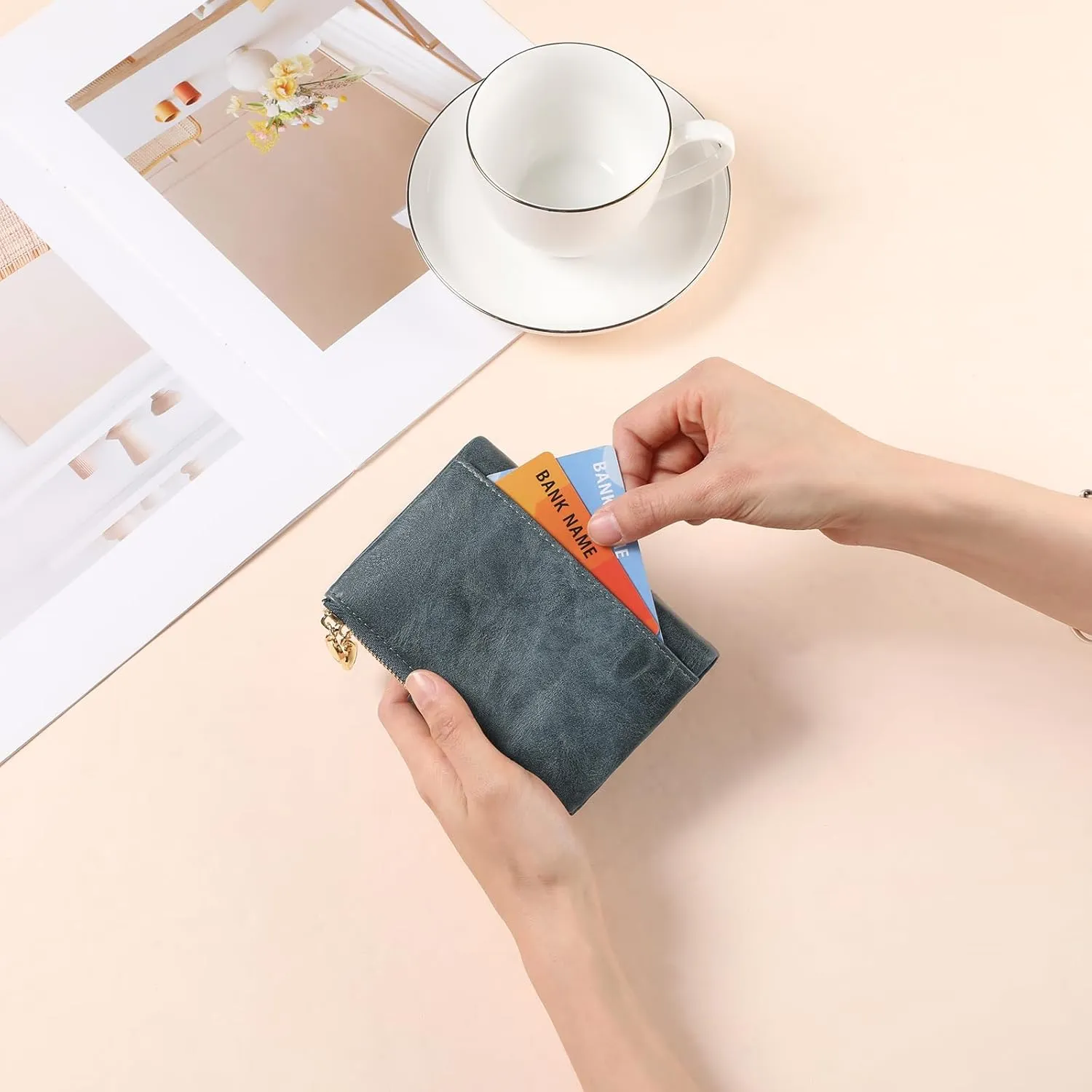 GAEKEAO Small Wallets for Women Leather RFID Blocking Bifold Double Zipper Pockets Wallet Card Case Purse with 2 ID Windows