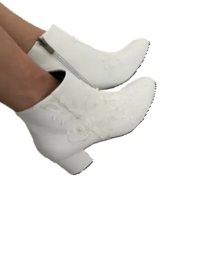 Lace Designed Faux-Leather Wedge Boots, White, High Heel, Ankle Length (8,5 US)
