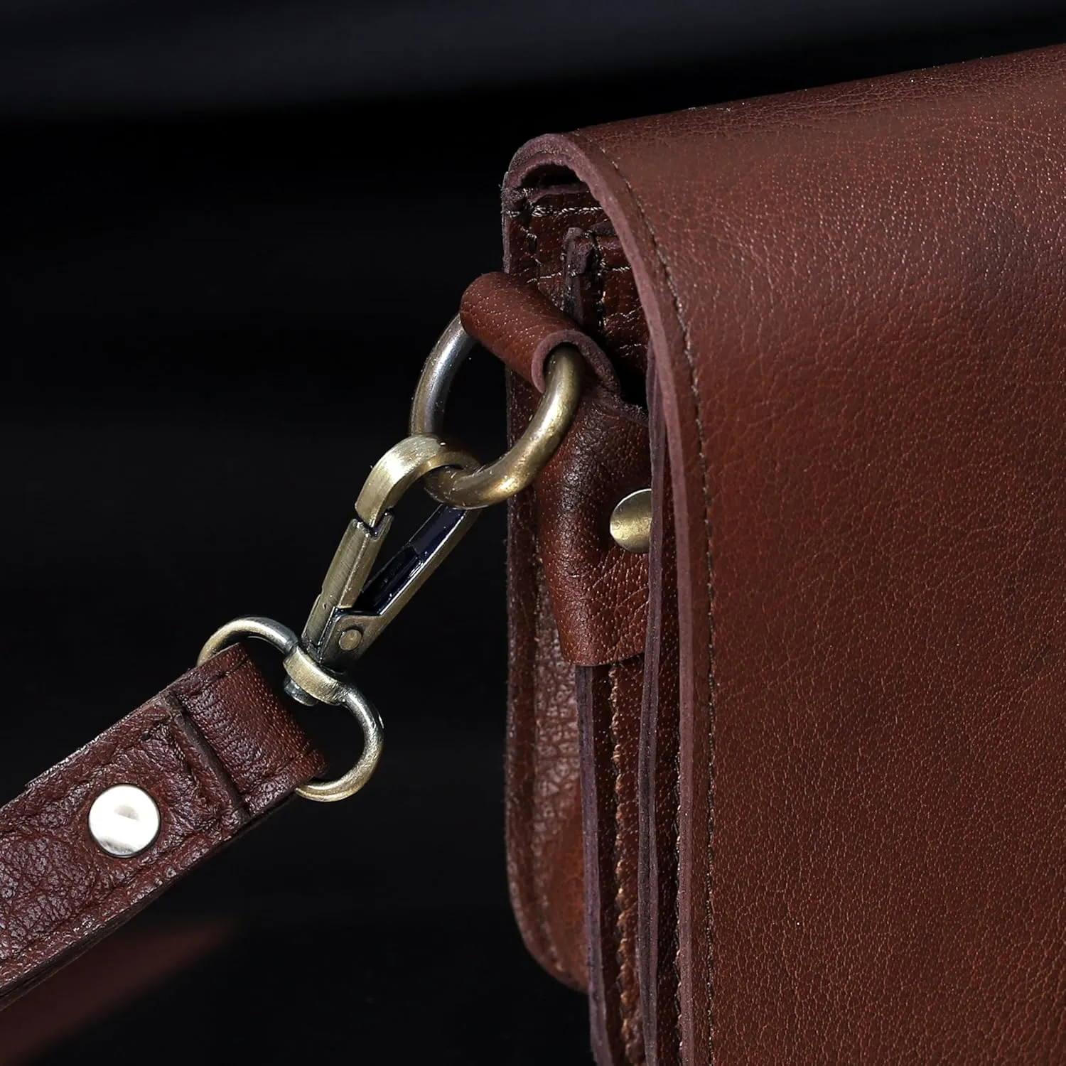 Leather Crossbody Bag for Women, Burgundy Leather, Adjustable Strap