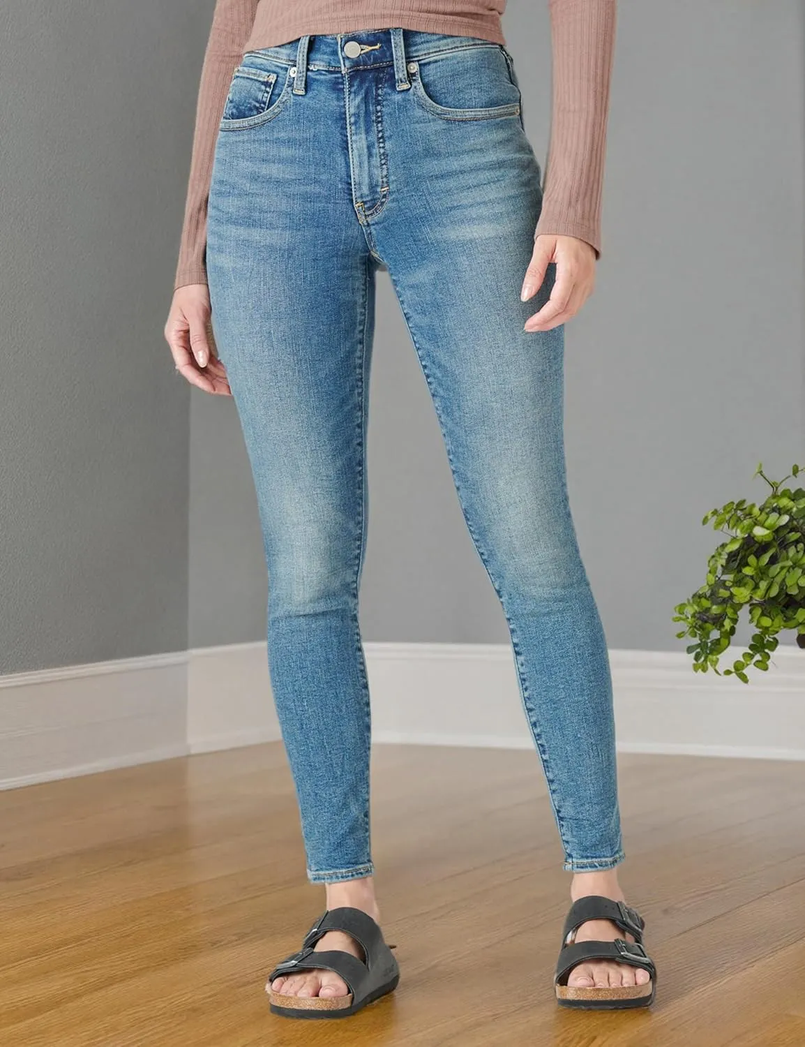 Lucky Brand Women's High Rise Bridgette Straight Jean, Bloom, 31W X 29L