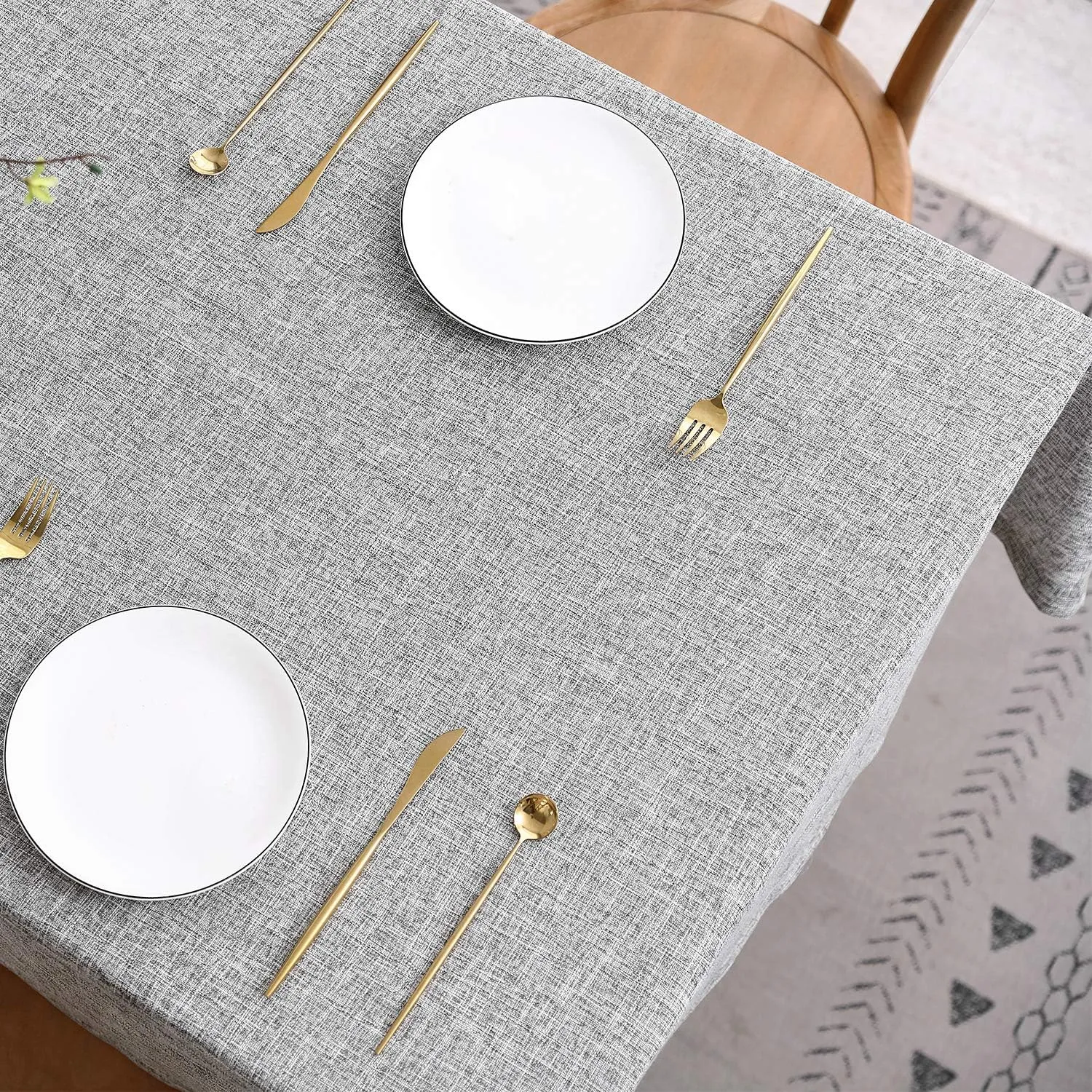 maxmill Flaxy Faux Linen Table Cloth with 2-Tone Slubby Texture Wrinkle Resistant Anti-Shrink Soft Tablecloth for Kitchen Dining Tabletop for Banquet Parties Rectangle 52 x 70 Inch Light Grey