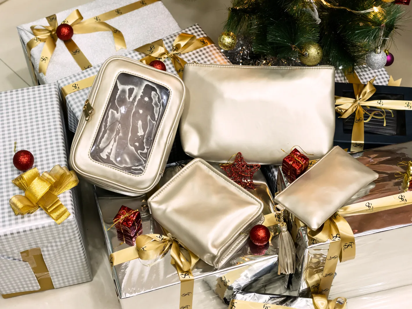 Pearl Gold Travel Bundle 2