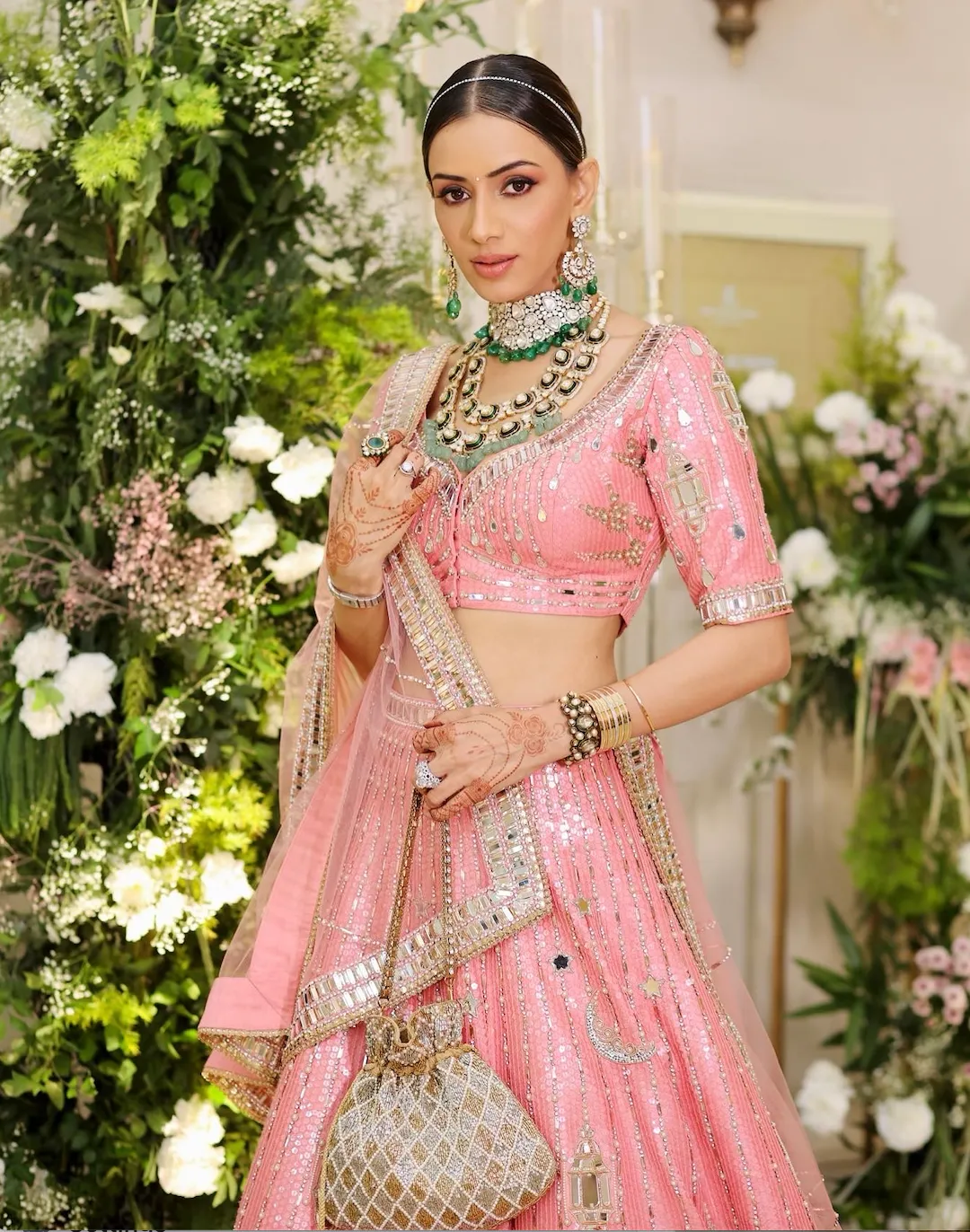 Rabia Potli – Gold & Silver | SMRITI KHANNA