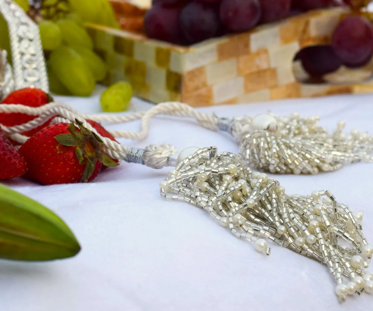 Rabia Potli – White & Gold