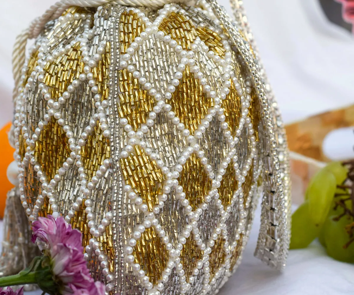 Rabia Potli – White & Gold