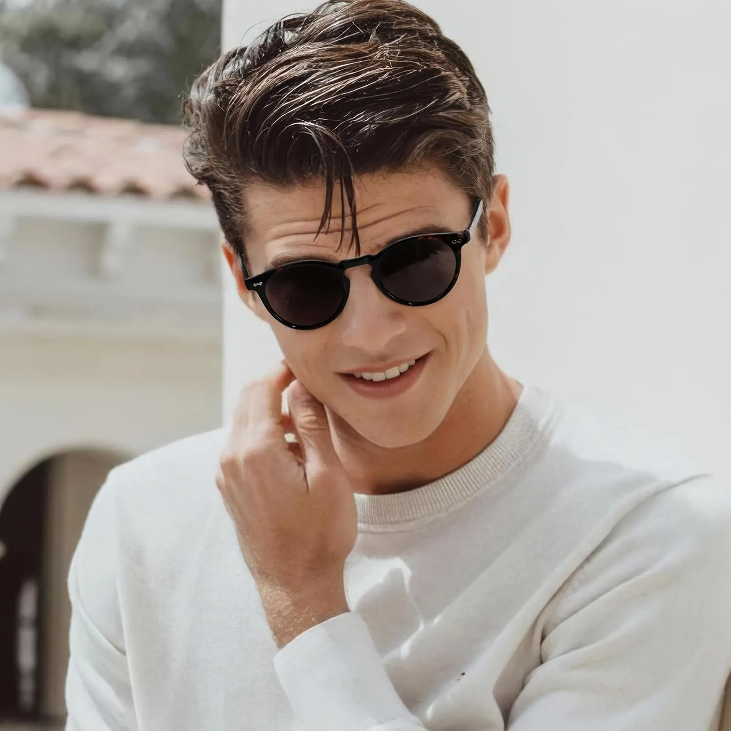 Small Retro Round Sunglasses for Women Men UV400 Protection Vintage Designer Trendy Frame