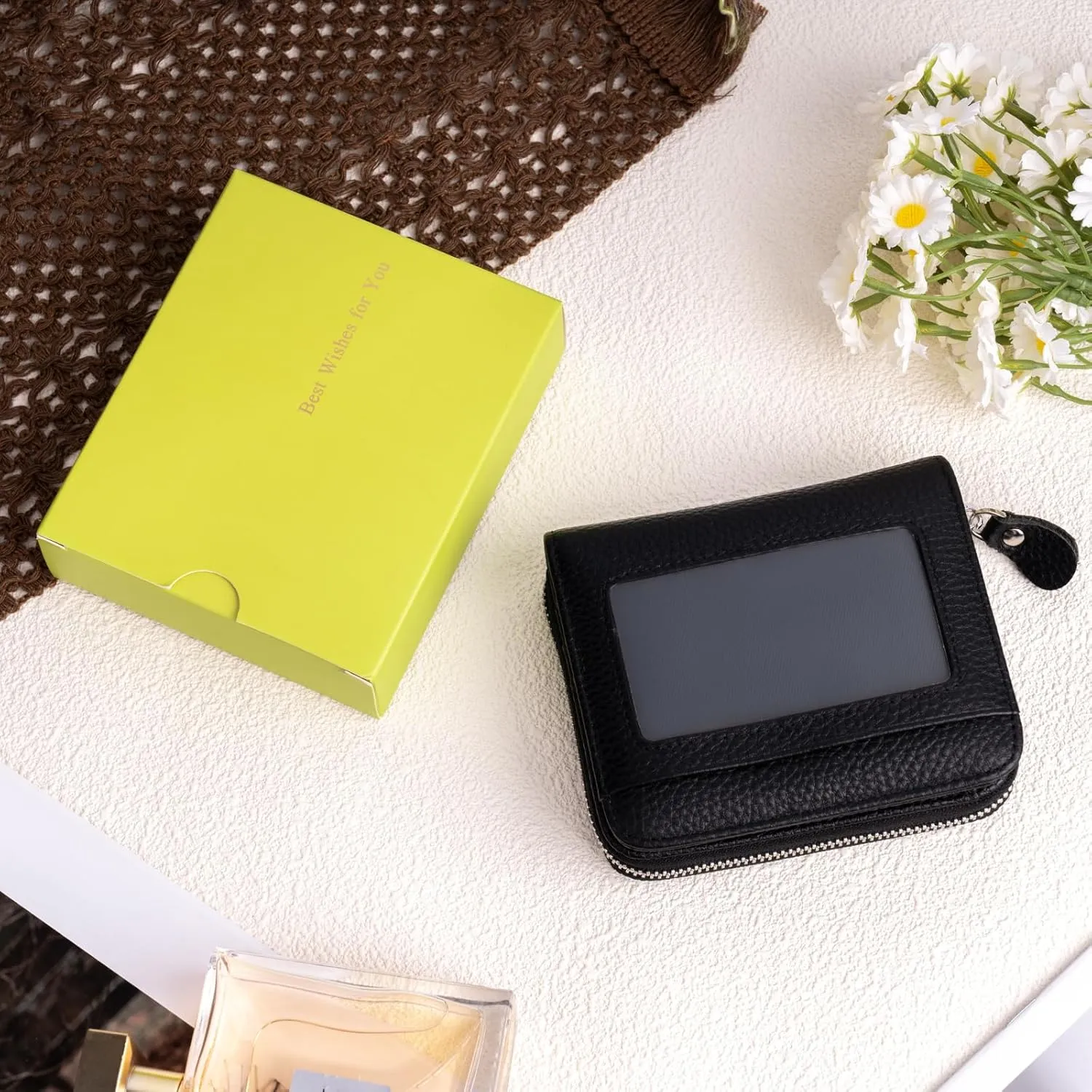 Small Wallet for Women, Genuine Leather RFID Blocking Credit Card Holder Slim Compact Coin Purse Women's Wallets with ID Window 8 Card Slots