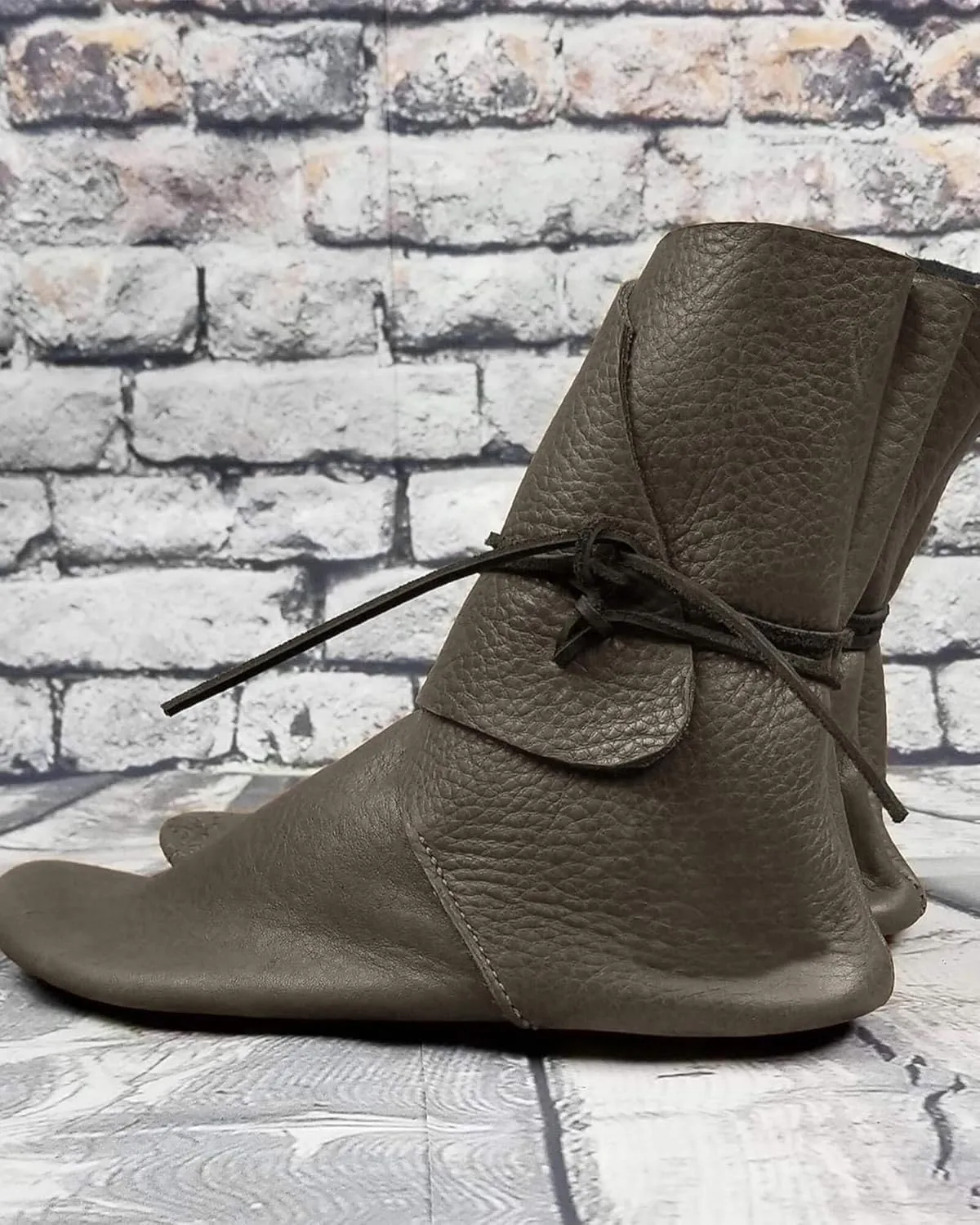 Syktkmx Mens Renaissance Boots Slip on Lace Up Medieval Cosplay Western Pirate Viking Tied Halloween Cuff Shoes