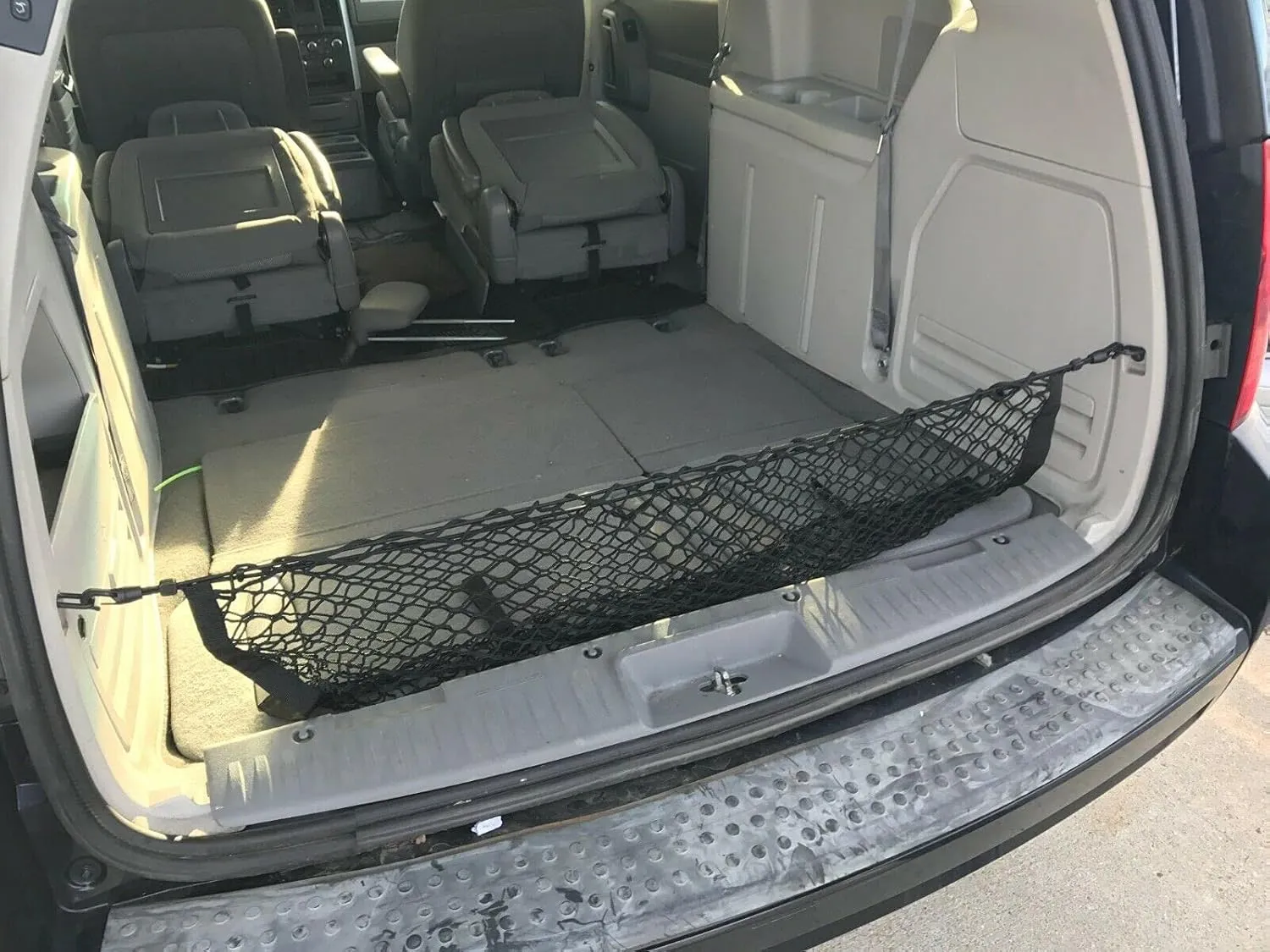 Trunk Rear Organizer Cargo Net for Chrysler Town & Country 2008–2016 – Envelope Style Cargo Net for SUV – Premium Mesh Elastic Car Trunk Organizer - Compatible with Town & Country