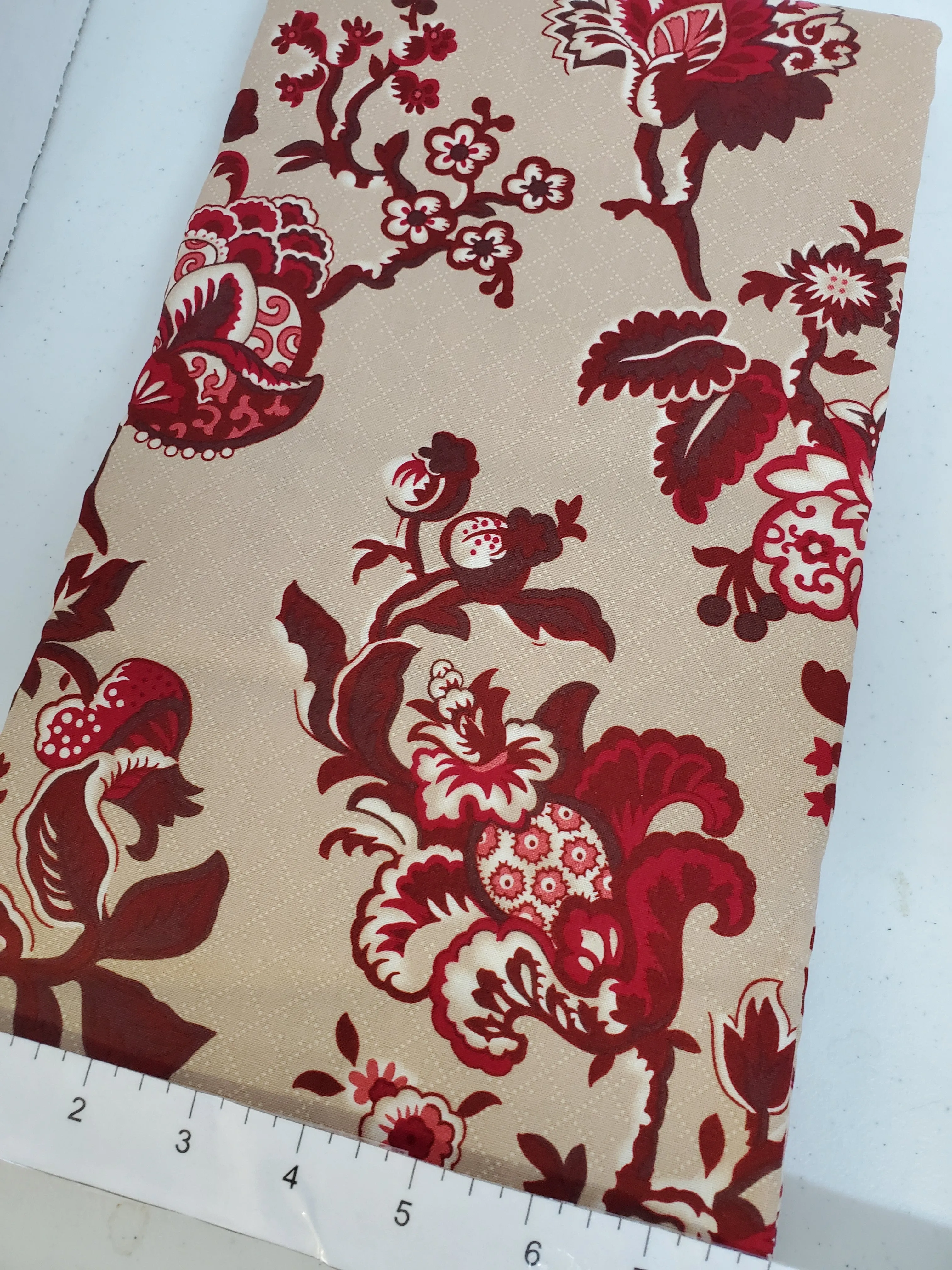 Velvet Fleur Beige