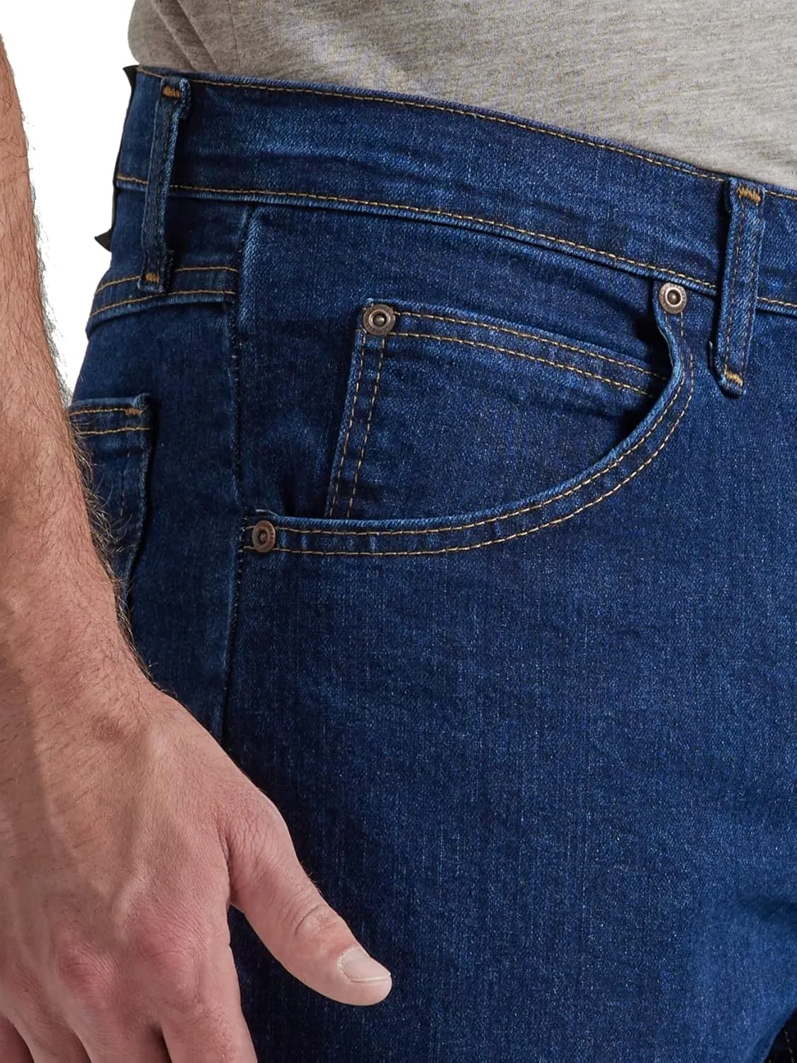Wrangler Authentics Men's Classic 5-Pocket Regular Fit Flex Jean