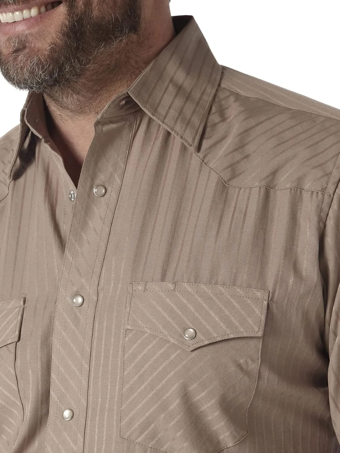 Wrangler Men's Logo Long Sleeve Western Snap Plaid Shirt
