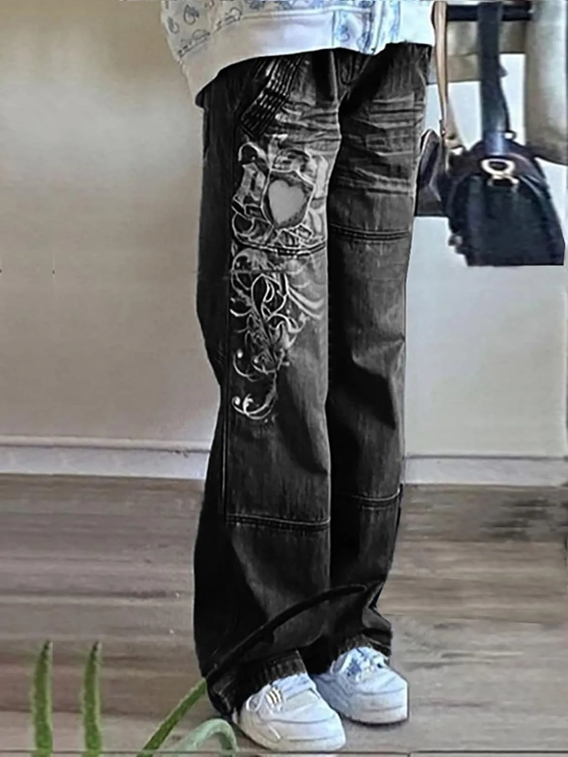 Xineicy Women's Low Rise Heart Pattern Baggy Jeans Washed Wide Leg Denim Cargo Pants