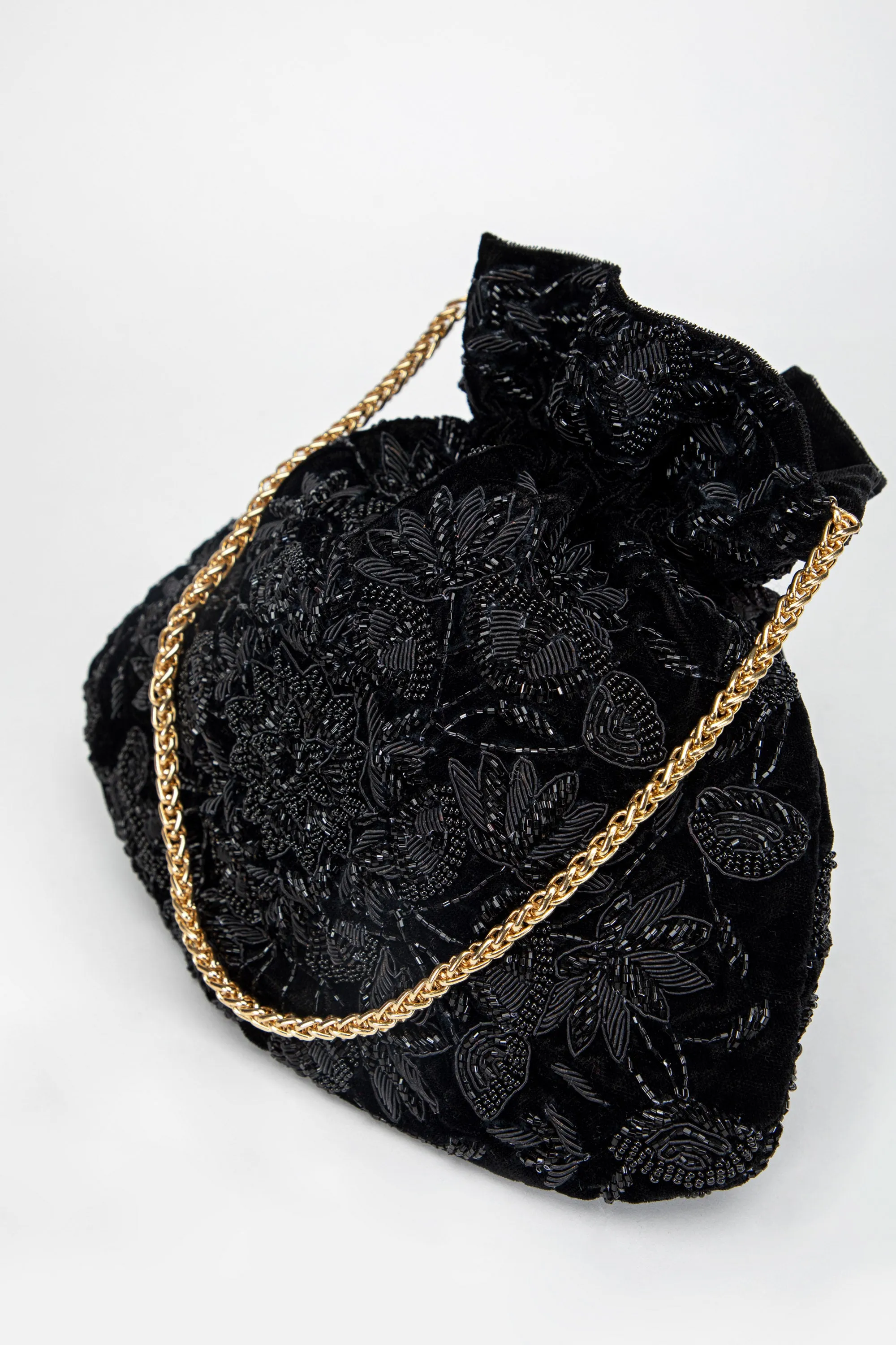Zahara Potli – Midnight Black